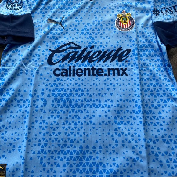 Liga MEXICO C.D. Guadalajara CHIVAS Men's JERSEY Sz M,L,XL,2XL NEW by Puma - Picture 5 of 5